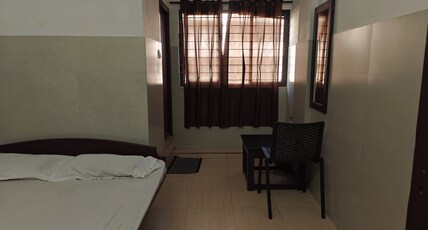 Mid Town Residency Room Type - Standard Room Non AC