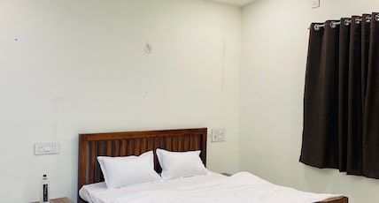 Hotel Sahyadri Room Type - Super Deluxe Room with AC