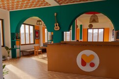 Madpackers Kasol Riverside - Katagla