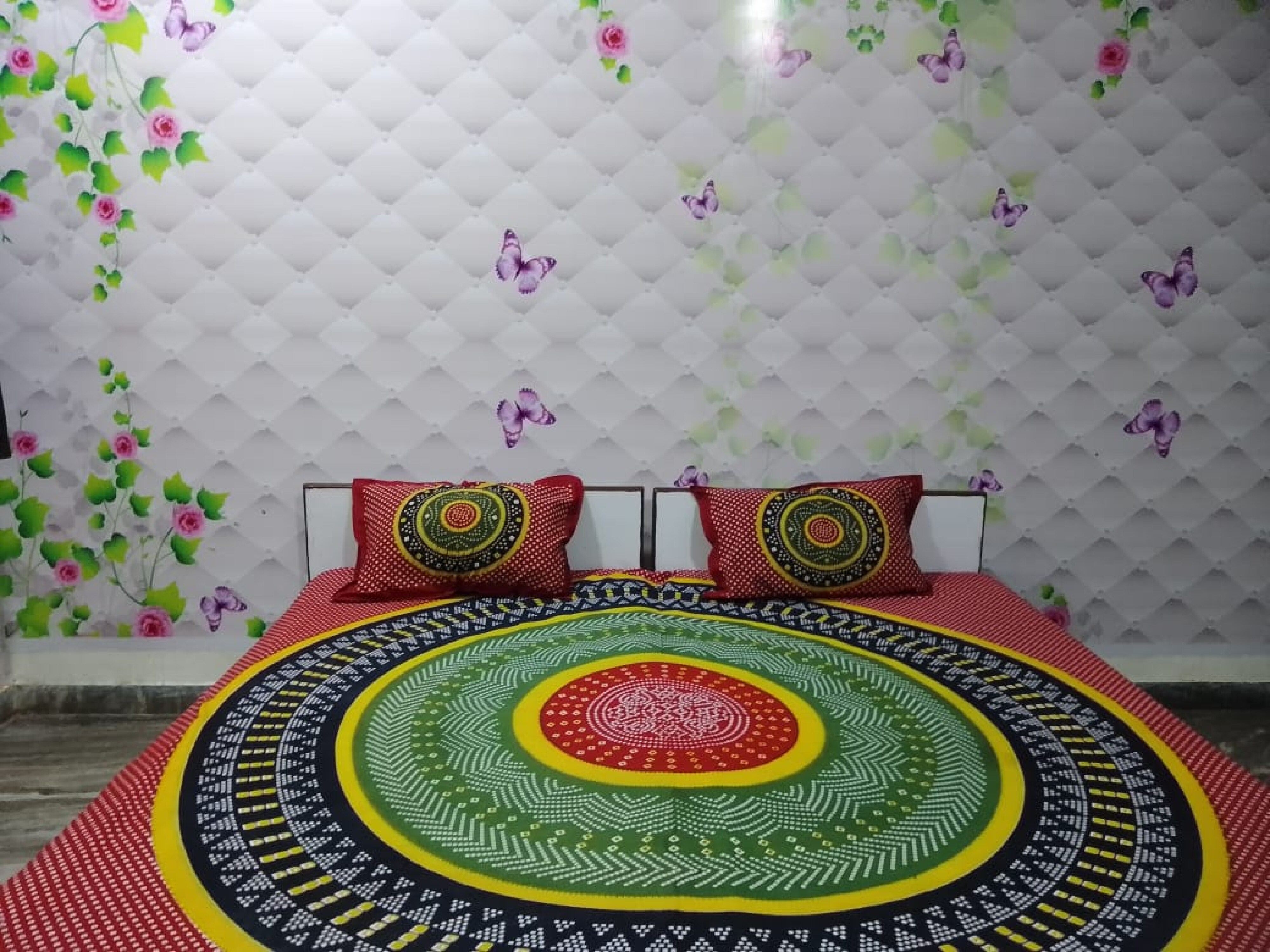 Kalpana Guest House - Tap to explore photos