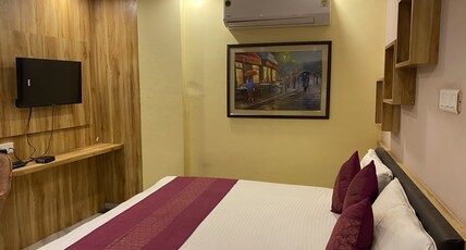 HOTEL GOMTI Room Type - SUPER DELUXE ROOM