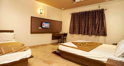 HOTEL SAI SURAJ PARK Room Type - SUPERIOR Triple Bed AC Room