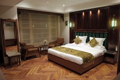 GOLDEN NEST  ENTIRE 4BHK APARTMENT