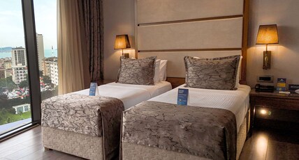 Days Hotel by Wyndham Istanbul Maltepe Room Type - 2 Single Beds, Sea View