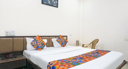 FabHotel Rachana Residency - Nr. Shivaji Nagar Metro Station Room Type - Family Room