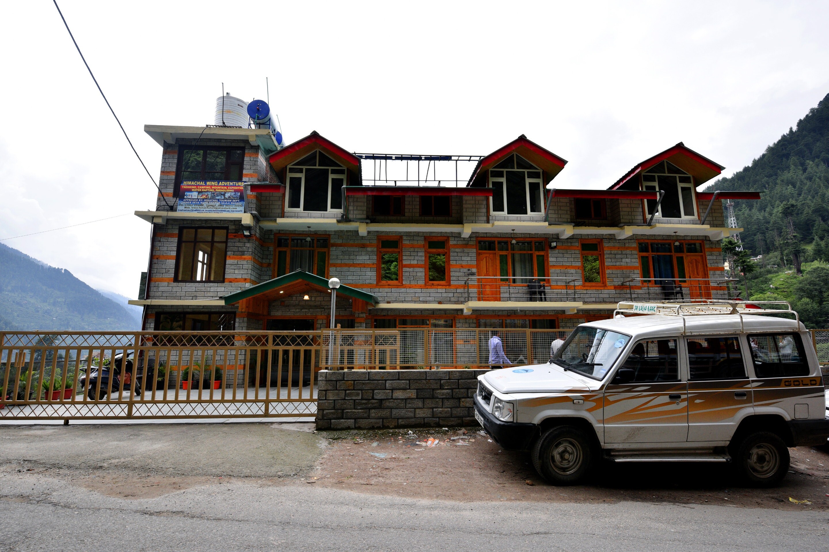 Hotel O Apple Valley View - Tap to explore photos