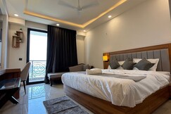 Omaxe Hazratganj lucknow Oasis