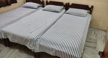 Universal Inn Room Type - 3 Bed Non Ac Room