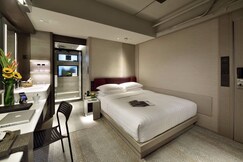 Xi Hotel