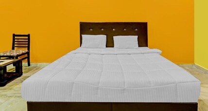 HOTEL ARUNA DWARAKA Room Type - STANDARD NON AC ROOM