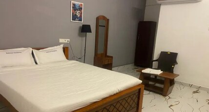FabHotel Redmoon Residency Elite Room Type - Deluxe Room