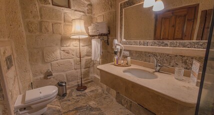 Osmanbey Cave House - Cappadocia Cave Hotel Room Type - King Suite with Jacuzzi 201