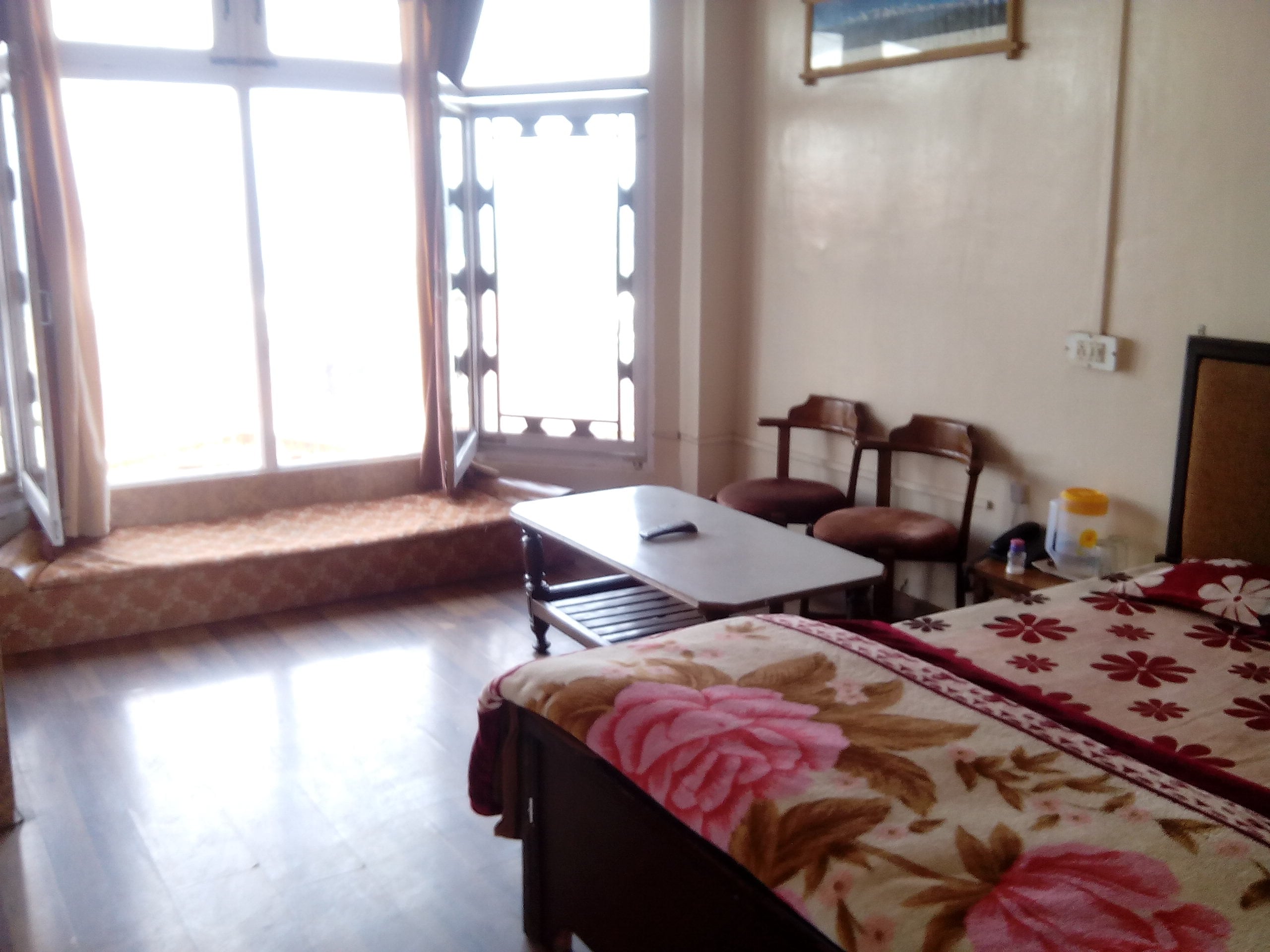 Hotel Prashant - Tap to explore photos