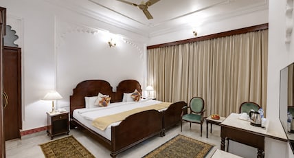 Raj Kuber A Boutique Lake View Hotel Room Type - Superior Room Raj Kuber A Boutique Lake View Hotel Room Type - Superior Room