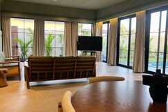 Finding Life House By Holidayz