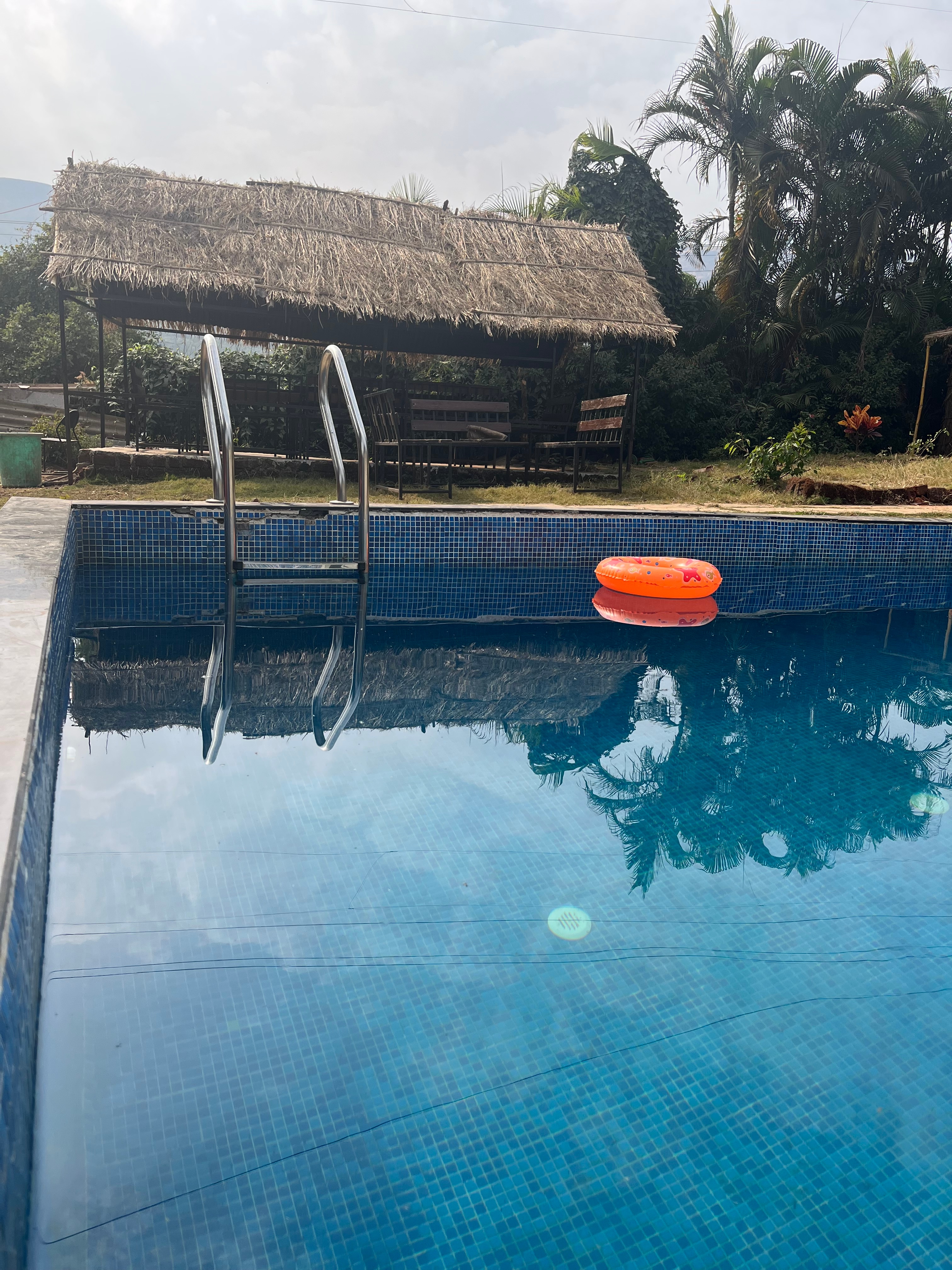 2 BHK AC Villa With Pool - Tap to explore photos