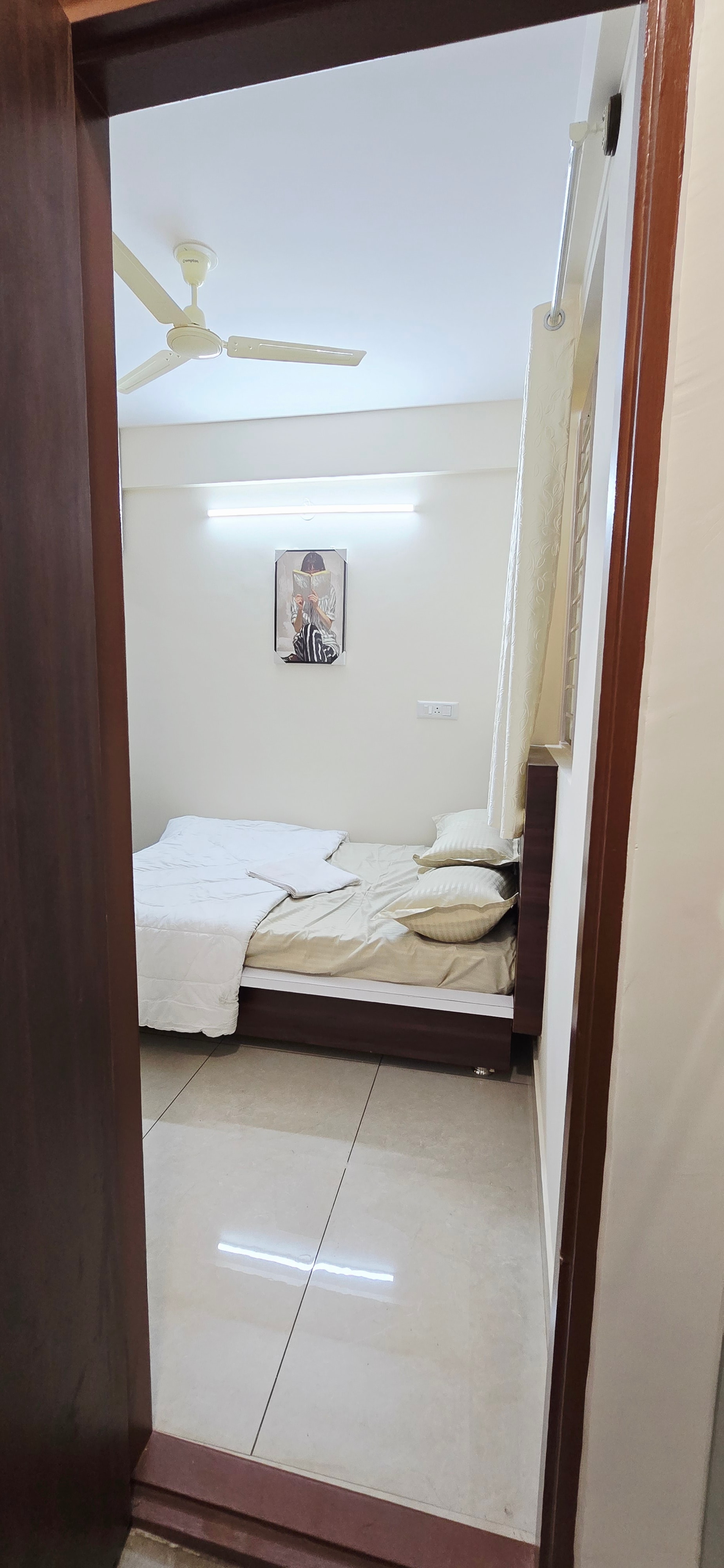 Brand new and luxurious 1 bhk with balcony 203 - Tap to explore photos