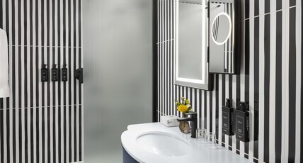 Anglo American Hotel Florence, Curio Collection by Hilton Room Type - QUEEN CLASSIC ROOM