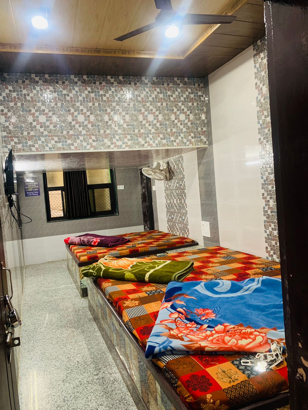 Hotel Khawja Palace - Tap to explore photos