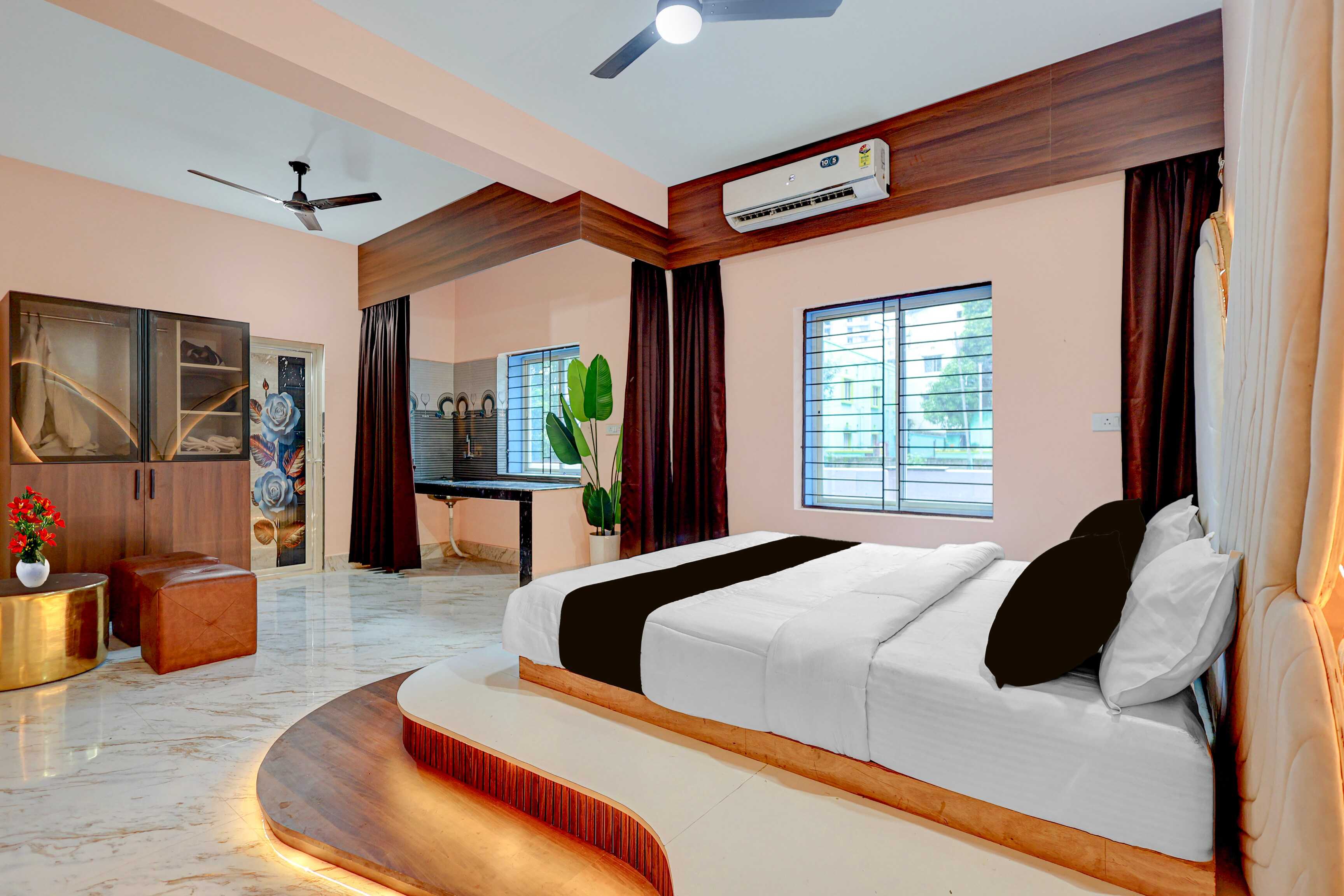 Hotel O ROYAL KALINGA INN - Tap to explore photos