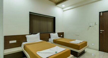 Hotel Rasika Classic Room Type - Deluxe Non AC Hotel Rasika Classic Room Type - Deluxe Non AC