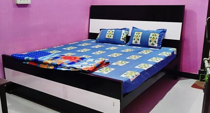 Shri Narvadeshwar Nath Guest House Room Type - Levender comfort