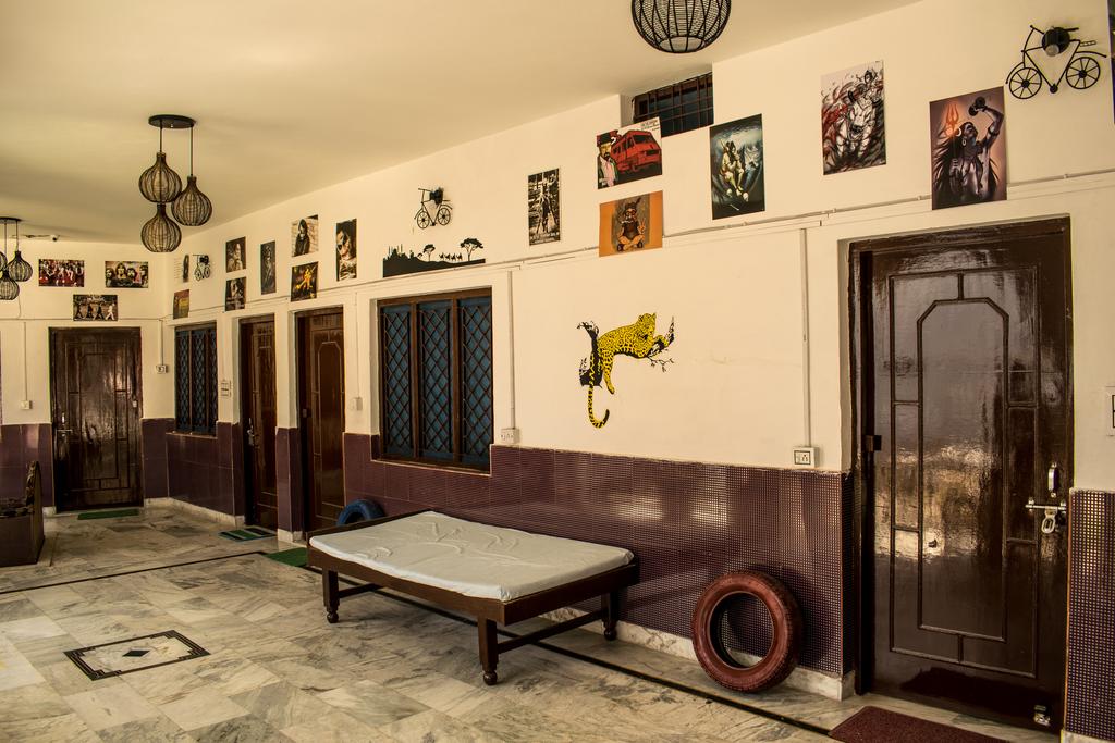 Raahi The Travellers Nest - Tap to explore photos