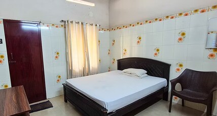 ELITE RESIDENCY Room Type - Non AC Double
