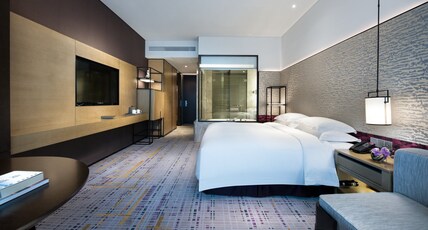 Crowne Plaza Baoji City Center Room Type - 1 King Standard Lounge Access