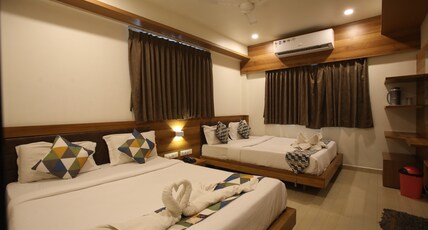 Hotel Swagat Room Type - 3 Bedded Standard AC Family Room
