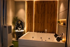 Address of SkyJacuzzi Retreat For CozyCouples