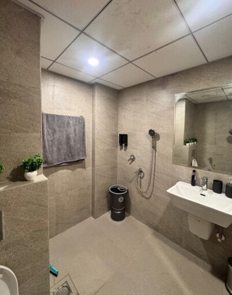 Arya homestay studio - Tap to explore photos