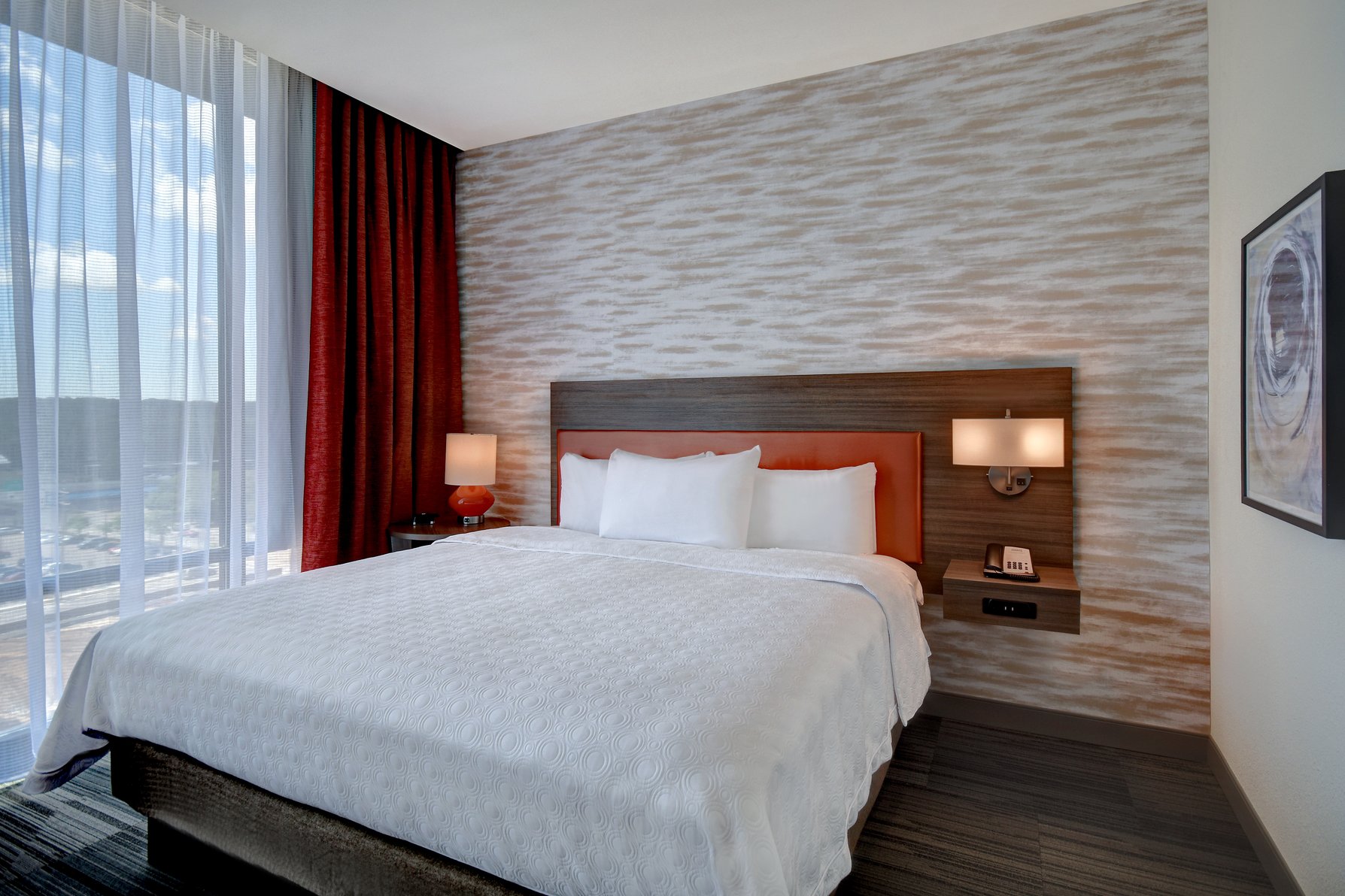 Home2 Suites by Hilton Kalamazoo Downtown - Tap to explore photos