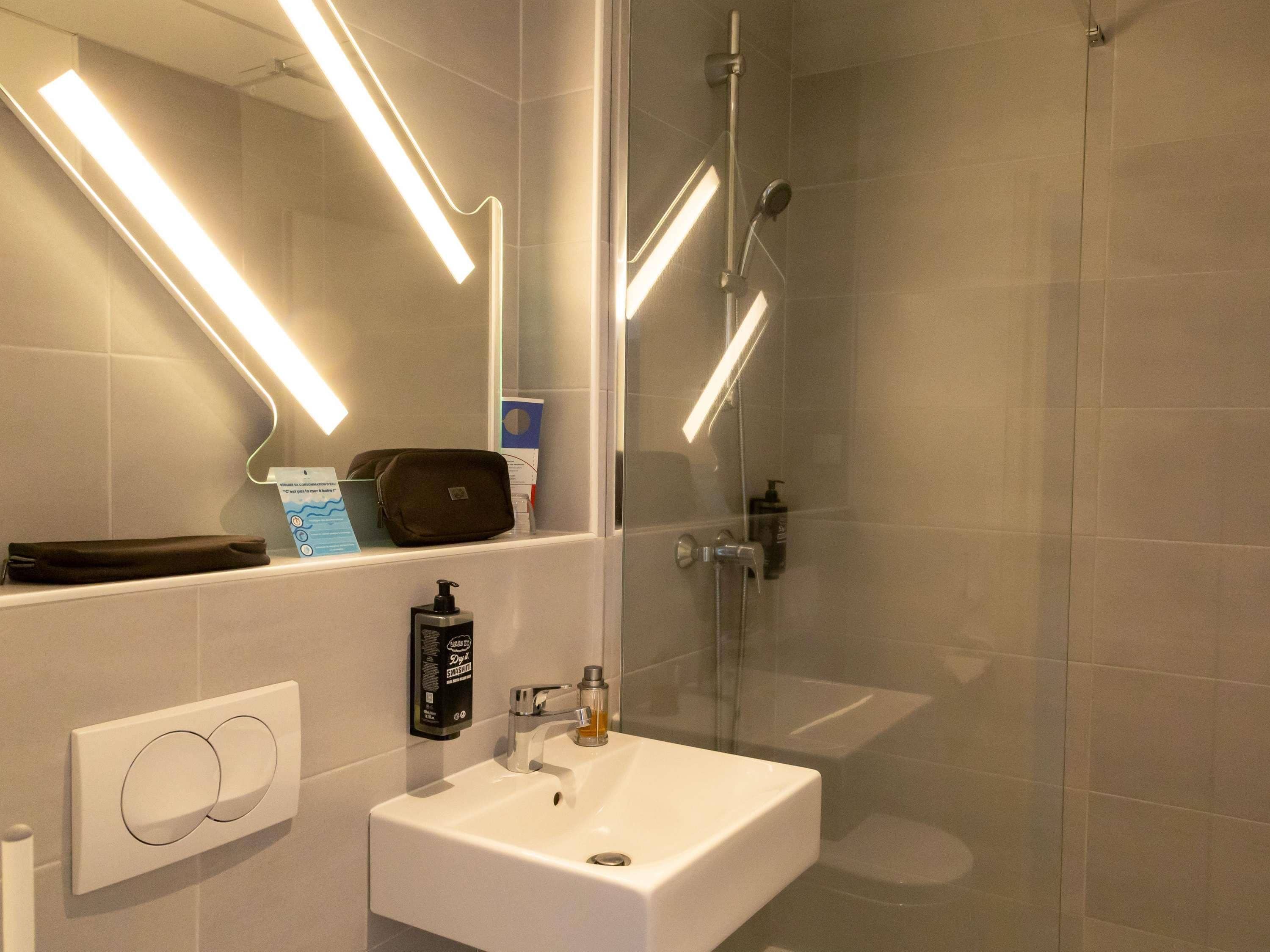 ibis budget Le Puy en Velay - Tap to explore photos