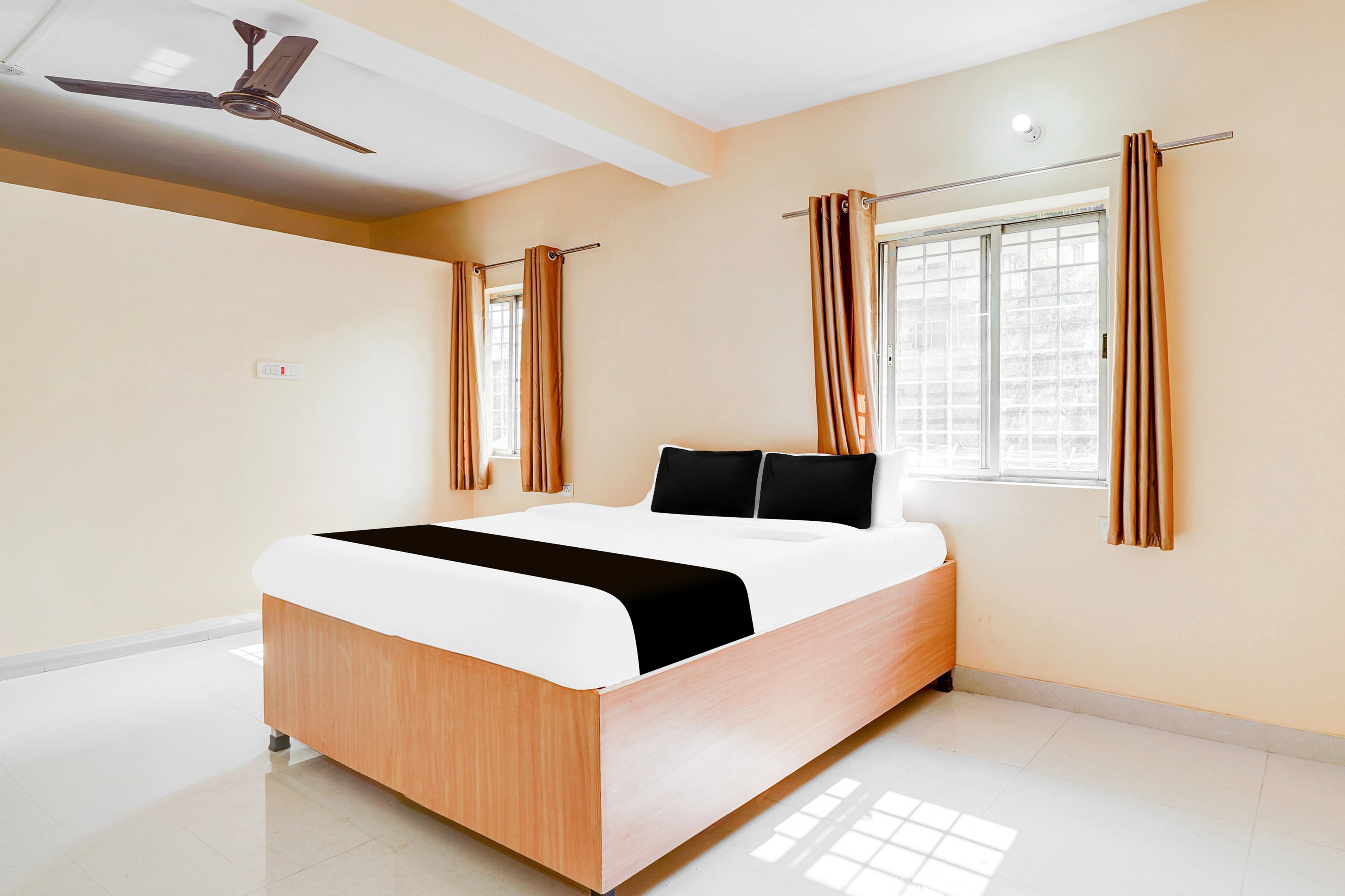 Hotel O Eastland Guest House - Tap to explore photos