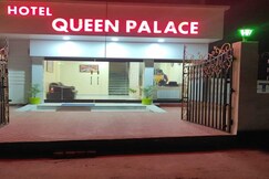 Hotel Queen Palace