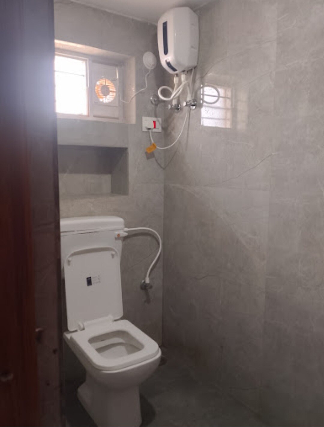 Sreenivasa Nilayam Rooms - Tap to explore photos