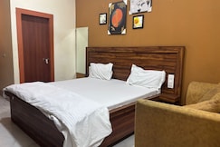 16B Galaxy Homestay