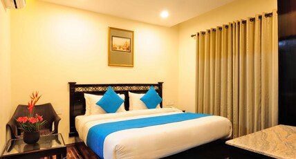 Akashdeep 22 Hotel & Motel pvt ltd Room Type - Deluxe Room