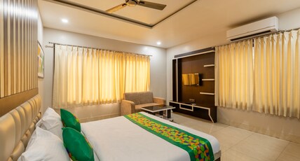 Treebo The Golden Sands, Bistupur Room Type - Superior Room