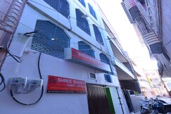 SHREE SHIVAY GUEST HOUSE