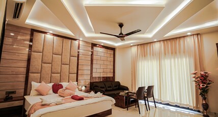 The Rath Inns Room Type - Platinum with Pool view