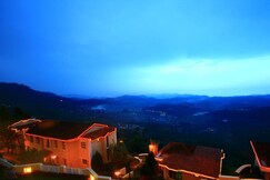 Mountain Retreat - A Hill Country Resort