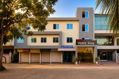 Hotel Vaani Stay Near Prestige College Bhopal
