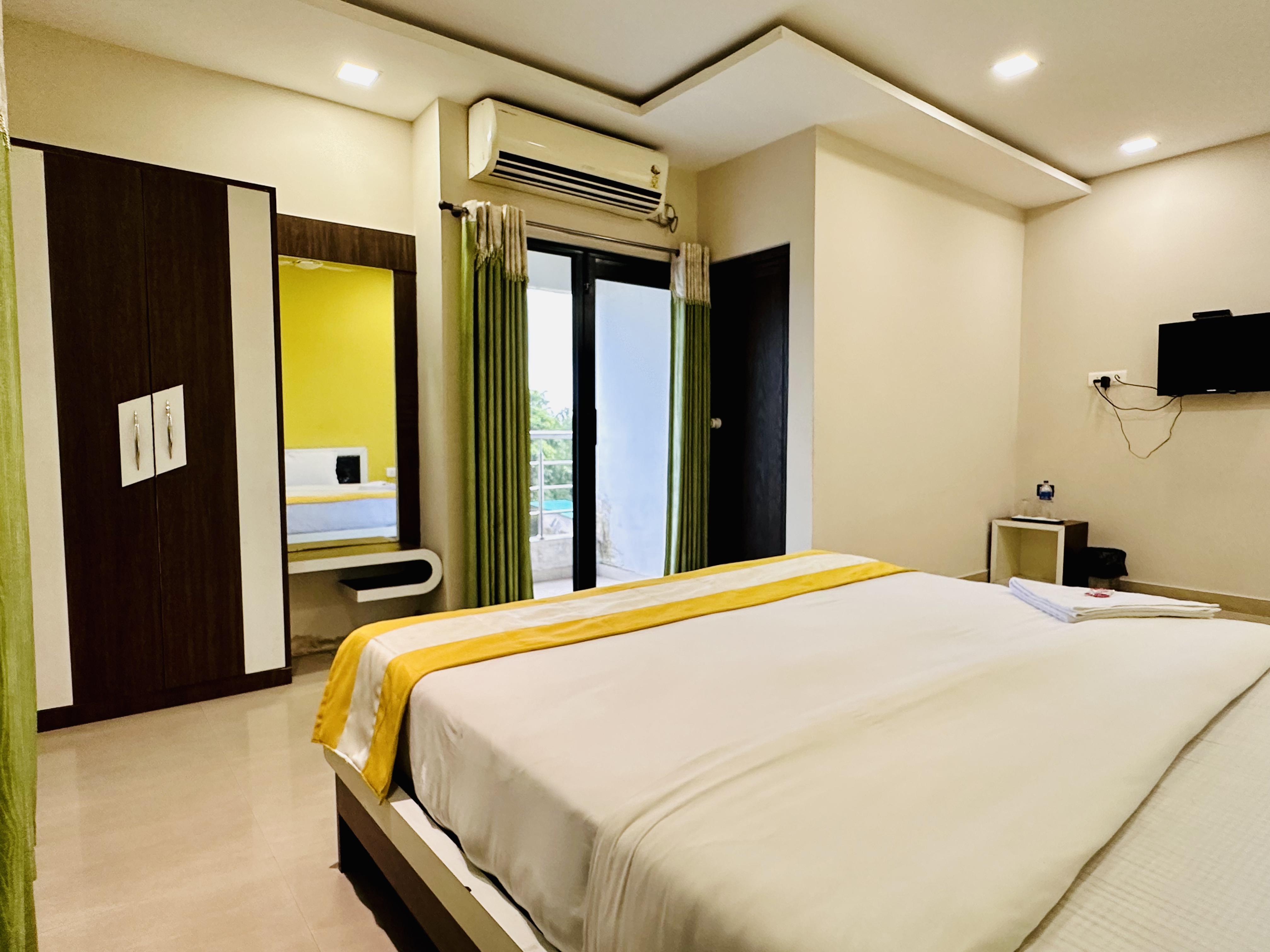 CHIRAGDEEP BANQUET HALL AND LODGING - Tap to explore photos