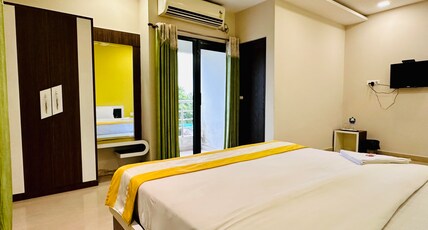CHIRAGDEEP BANQUET HALL AND LODGING Room Type - DELUXE