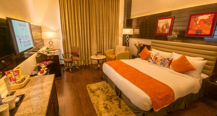 Regenta Central Amritsar by Royal Orchid Hotels Limited Room Type - Executive Room - Enjoy Happy Hour 1+1 mocktail Timing 11am-7pm