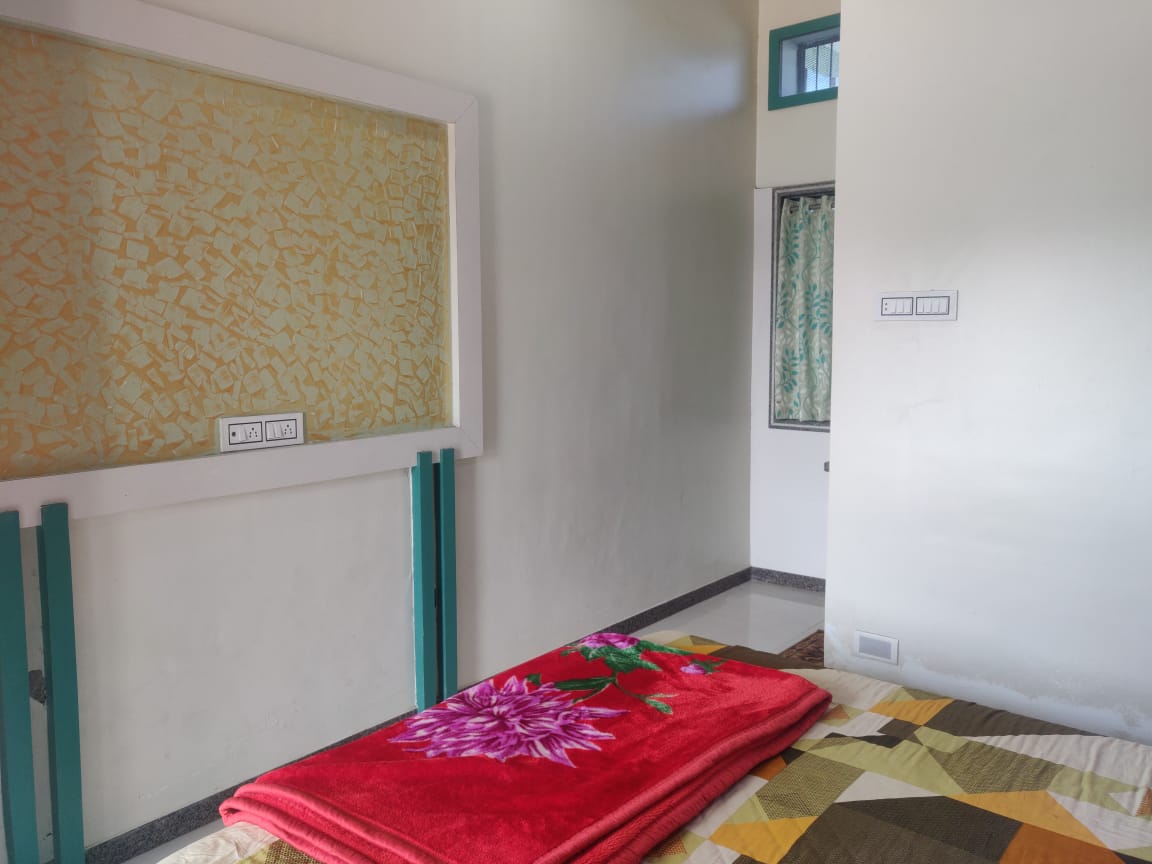 Mahaveer Guest House - Tap to explore photos