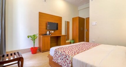 Hotel Shanti Vilaas Room Type - Premium Room