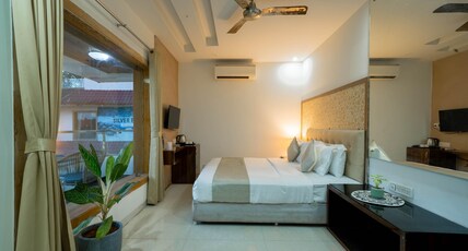 Perfectstayz Premium Goa Continental, Baga Room Type - Deluxe Room with Balcony